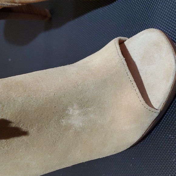 Peep toe suede booties - Picture 6 of 7